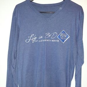 Long sleeve v-neck t-shirts